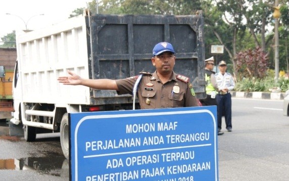 Mulai Besok Bapenda Riau Gelar Razia, Kendaraan Non-BM Jadi Target