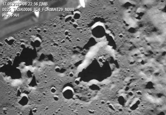 Lepas Kendali, Pesawat Ruang Angkasa Rusia Luna-25 Tabrak Bulan