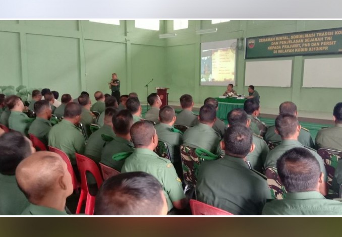 Tim Kodam I/BB Isi Ceramah Bintal dan Sosialisasi Tradisi Korps di Kodim O313/KPR