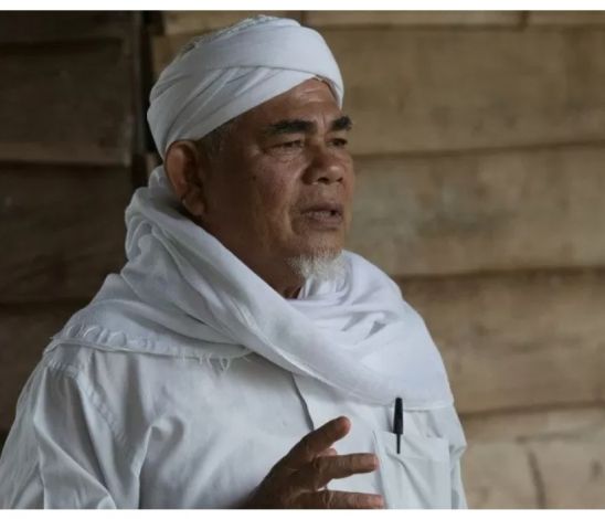 Tokoh Masyarakat Adat Suku Sakai Moh Yatim Wafat, Gubri Sampaikan Duka Mendalam 