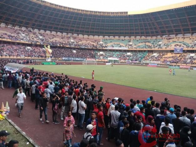 Laga Amal di Stadion Utama Riau Dimenangkan Timnas Indonesia All Star