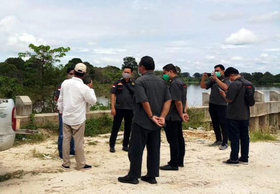 Kejati Riau Temukan Unsur Kesengajaan Ambuknya Turap Danau Tajwid