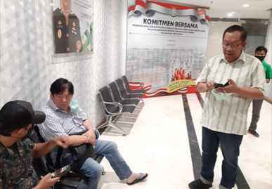 Buronan Korupsi Pembangunan Konstruksi Runway Bandara Moa Tiakur Ditangkap di Pekanbaru