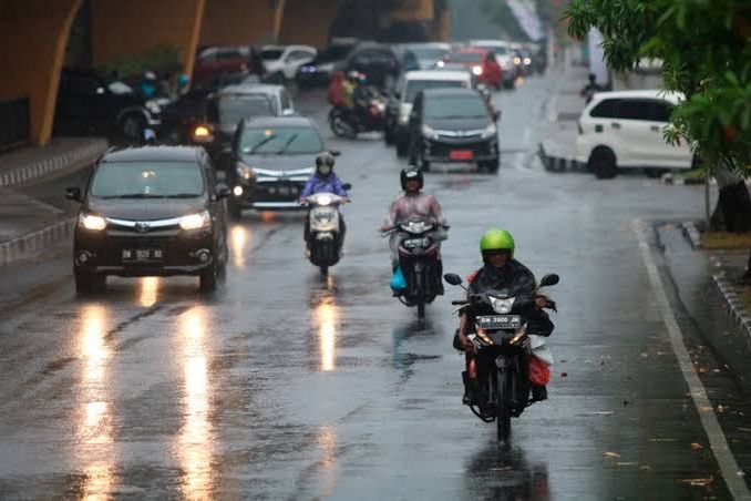 Hari Ini Riau Masih Berpotensi Diguyur Hujan