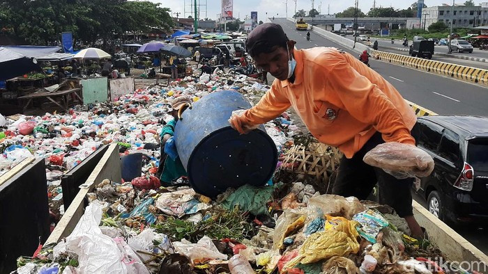 Jaksa Usut Retribusi Ilegal Sampah di DLHK Pekanbaru, Wendi Ajak Warga Melapor