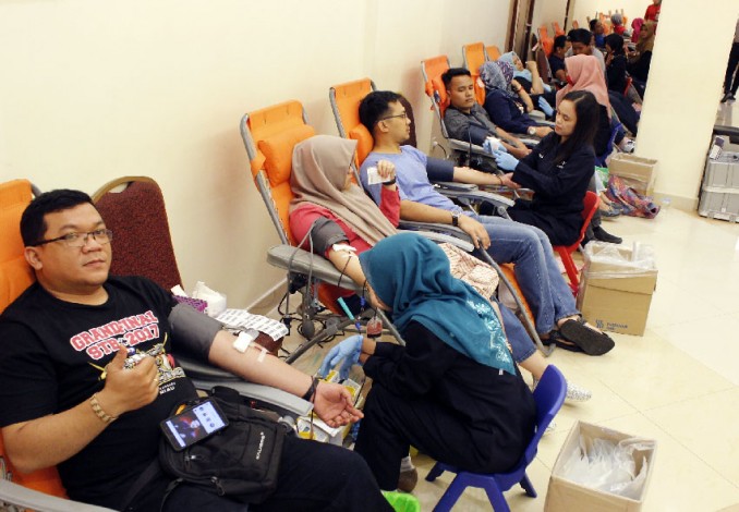 260 Orang Ikut Donor Darah Eka Hospital Pekanbaru
