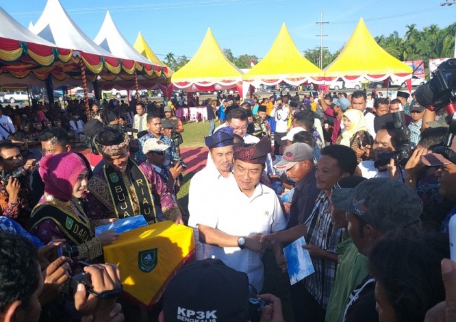 Moeldoko dan BRG Kunjungi Infrastruktur Pembasahan Gambut di Riau