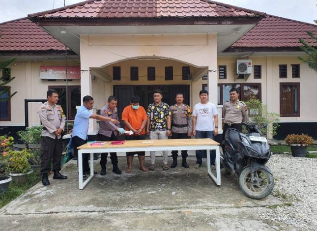 Tersudut di Jalan Buntu, Begal Ditangkap dan Diamuk Warga Kotogasib Siak