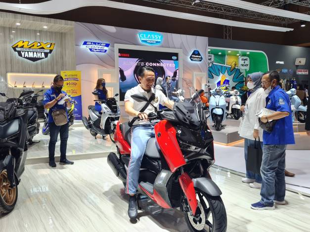 Jajaran Skutik Maxi Yamaha Kembali Pikat Pengunjung IIMS 2023