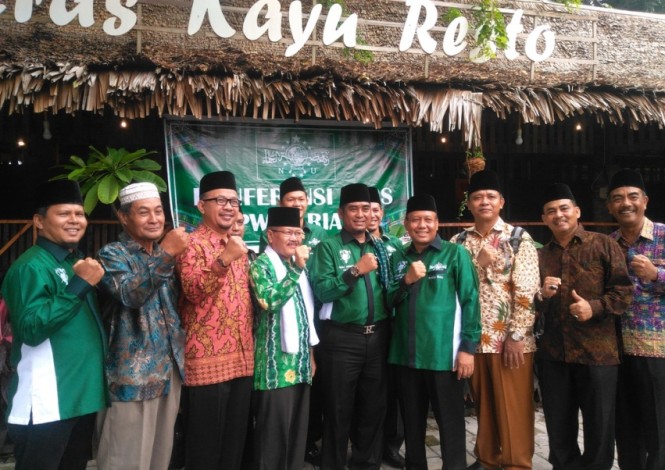 Bertemu Presiden Jokowi, Ketua PWNU Sampaikan Agenda Harlah NU ke-92 di Riau