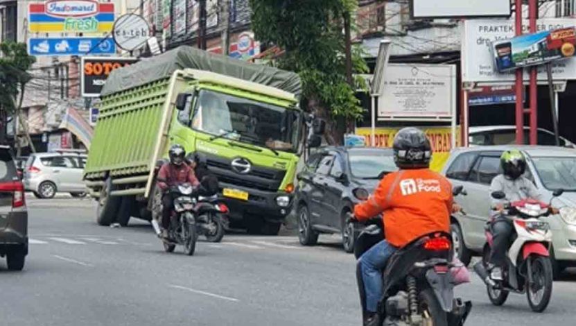 Jalan Rusak Akibat Bongkar Pasang Galian, DPRD Pertanyakan Kinerja PDAM Pekanbaru