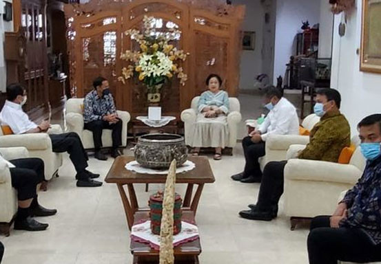 Megawati dan Nadiem Makarim Bahas Pelajaran Pancasila
