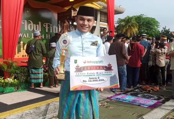 Kecamatan Bukit Raya Juara Dua Lomba Lampu Colok Tingkat Riau