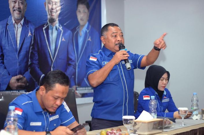 Demokrat Riau Sebut Asri Auzar Bukan Lagi Kader, Arwan Citra: Beliau Sudah Dipecat