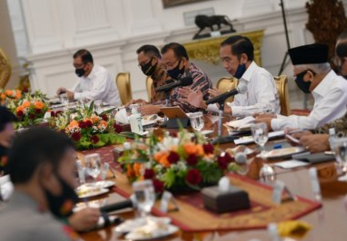 Jubir Presiden: Tidak Ada Reshuffle, Semua Menteri Fokus Atasi Pandemi Covid-19