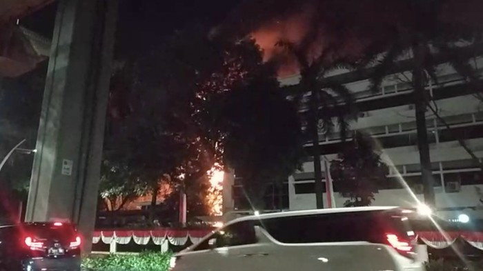 Kantor Kejaksaan Agung RI Terbakar, 5 Unit Damkar Diterjunkan