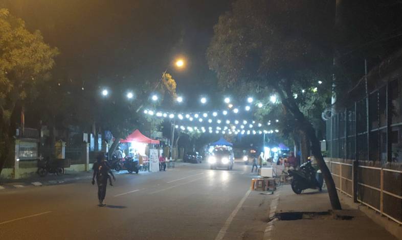 Jalan Cut Nyak Dien Disulap Jadi Pusat Kuliner Malam, Namanya Madani Street Food