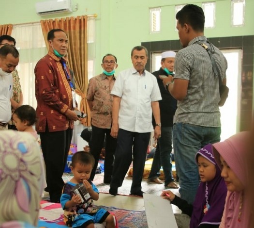 Syamsuar Tinjau Posko Pelayanan Kesehatan di Pekanbaru