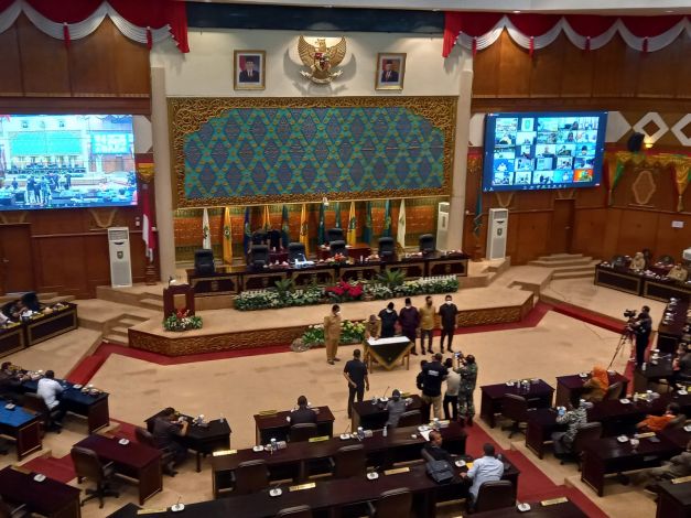 Ini 5 Komisioner KI dan 7 KPID Riau