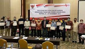 Dewan Pers Kukuhkan 57 Ahli Pers, Tiga Berasal dari Riau