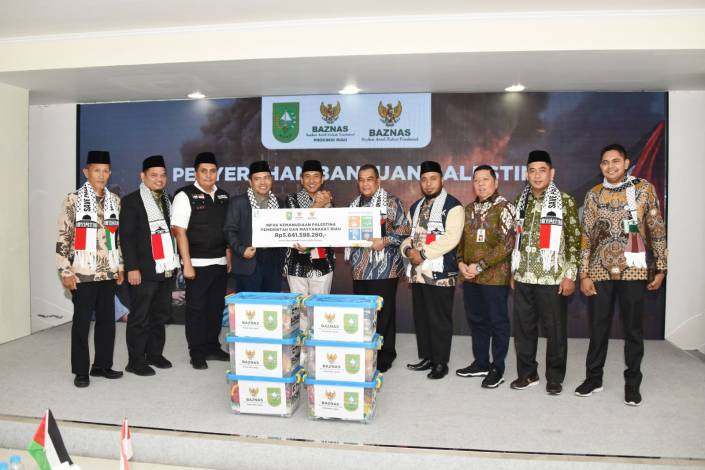 Diserahkan Plt Gubernur, Baznas RI Sebut Bantuan Masyarakat Riau untuk Palestina Terbesar se-Indonesia
