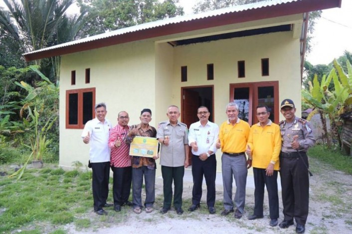 Masyarakat Meranti Terima Bantuan 167 Unit RSLH dari Pemprov Riau