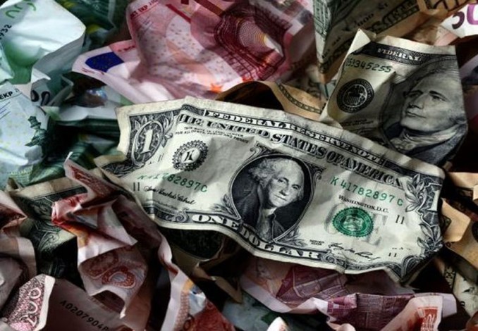 Dolar AS Melemah Usai Senat Mengakhiri Tutupnya pemerintahanA