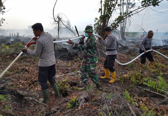 Kapolda Riau akan Beri Pin Emas Bagi Polisi dan Relawan yang Mampu Tekan Karhutla