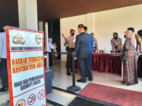 Polisi Jaga Ketat Pelantikan Pj Walikota Pekanbaru dan Bupati Kampar