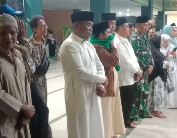 Bupati Zukri Lepas Keberangkatan Jemaah Haji Kabupaten Pelalawan
