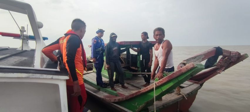 Pergi Mancing, Dua Nelayan Hilang di Perairan Sinaboi Rohil