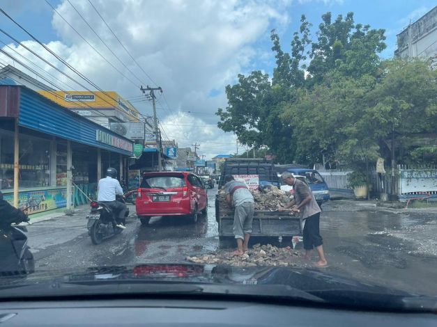 Banyak Jalan Rusak, Camat Sukajadi Sudah Lapor ke PUPR untuk Diperbaiki