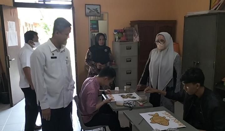 Meubeler SLB Ditarik Vendor, DPRD Riau Minta Pemprov Selesaikan Sesuai Regulasi