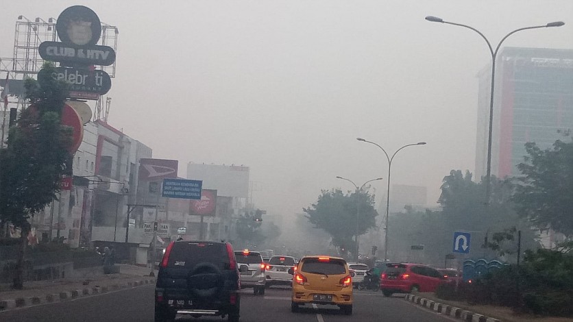 Gubernur Riau Teken SK Penetapan Keadaan Darurat Pencemaran Udara
