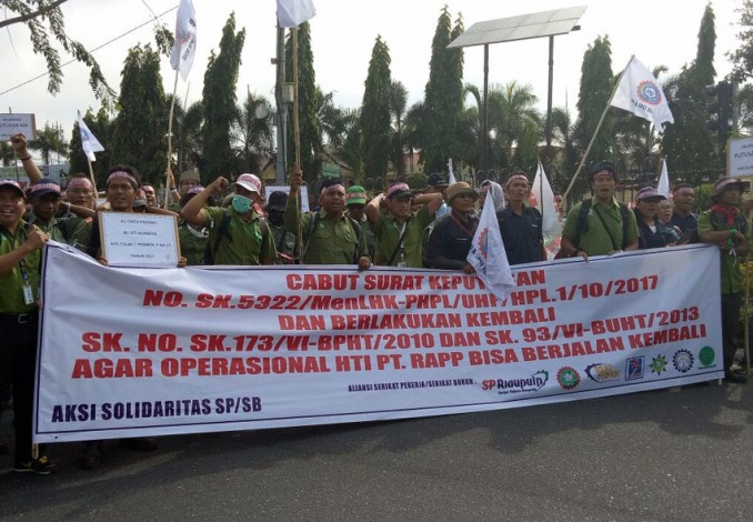 Gubernur Riau akan Temui Ribuan Pendemo Tolak Permen 17/2017