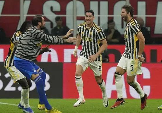 AC Milan Dipermalukan Juventus, Inter Kembali ke Puncak Klasemen