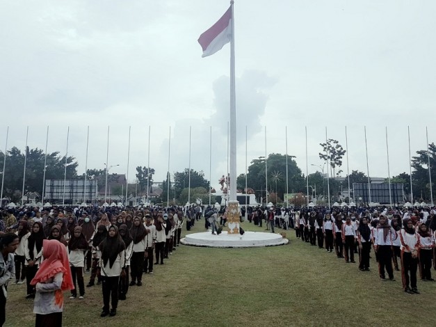 2020 Pelajar Riau Terus Berlatih Tari Zapin