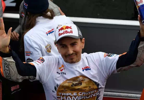 Pensiun dari MotoGP, Jorge Lorenzo Langsung Kabur ke Bali
