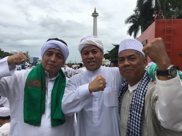 Sejumlah Anggota DPRD Riau Ikut Aksi Bela Islam di Monas