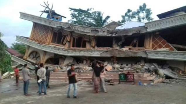 Siang Ini, Grup WA Cakaplah Serahkan Bantuan Korban Gempa Aceh ke BPBD Riau
