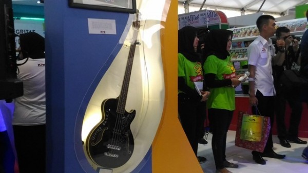 Gitar Hadiah Metalicca ke Jokowi, Kuiz Berhadiah Hingga Kesenian Tradisional Meriahkan Expo HAKI di Riau