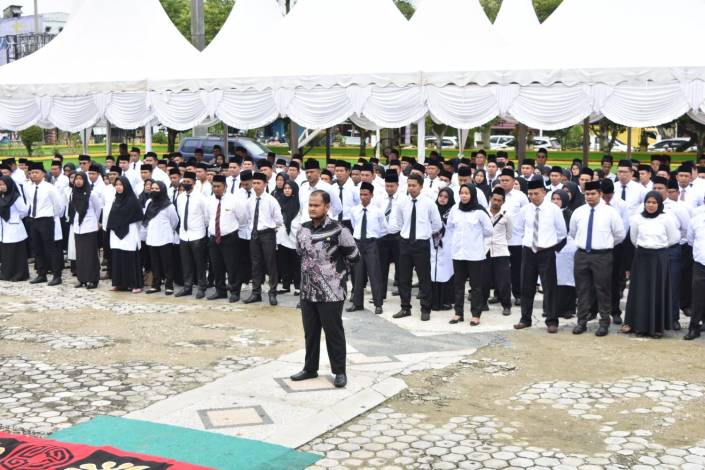 5.584 Anggota Panitia Pemungutan Suara Pemilu 2024 se-Riau Resmi Dilantik