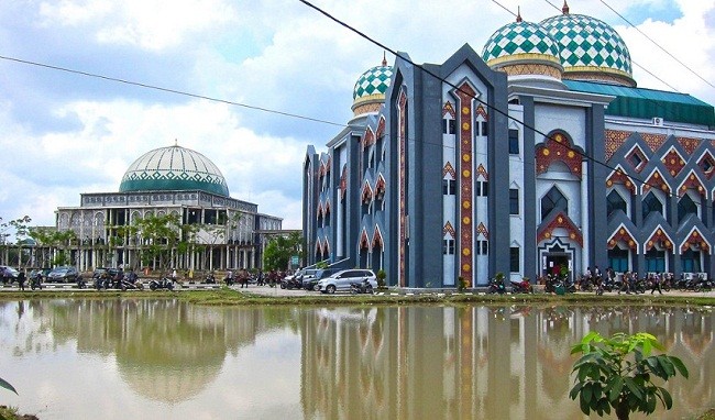 Dana Rp42,4 Miliar Diduga Tak Wajar, Rektor UIN Suska Kumpulkan Staf