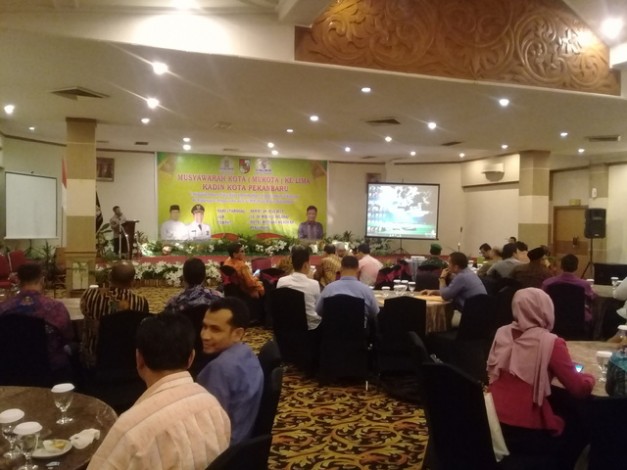 Juni Minta Kadin Pekanbaru Jadi Barometer di Riau