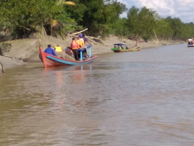 Pencarian Nelayan Hilang Diseret Buaya ke Sungai Rokan Masih Berlanjut