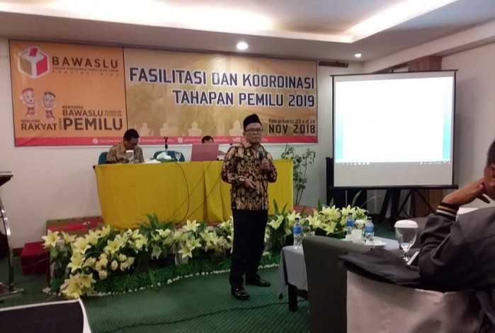Dua Bulan Masa Kampanye, Bawaslu se Riau Tertibkan 563 APK