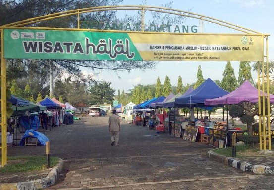 Berburu Kuliner di Masjid Raya Annur Riau, Banyak Pilihan Menunya