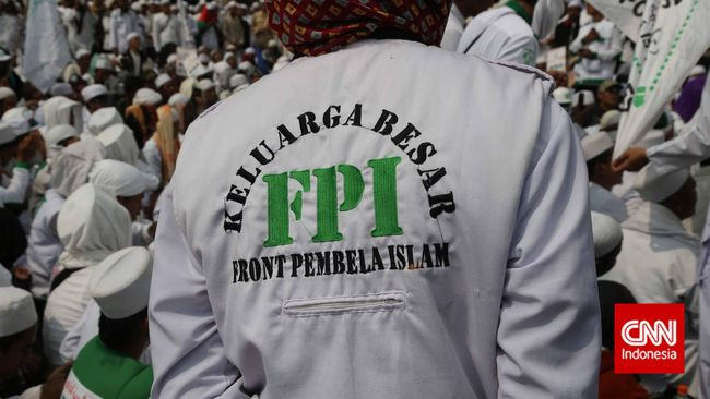 Ketua FPI Pekanbaru Dijemput Polisi Subuh Tadi