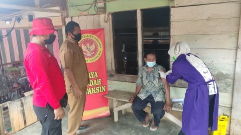 Tuntaskan Vaksinasi di Rohul, BINDA Riau Sisir Daerah Sulit