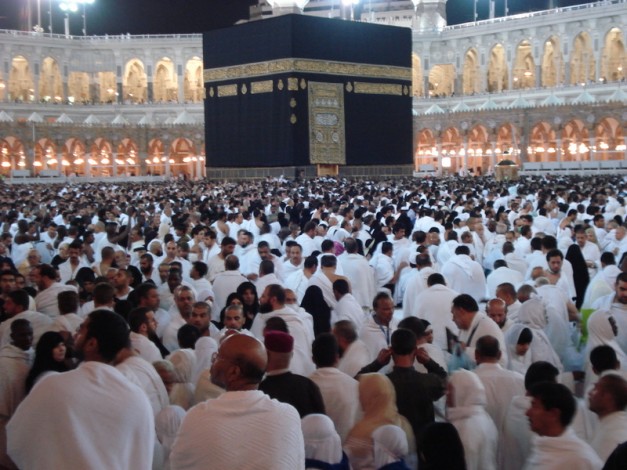 Kerajaan Saudi Batalkan Biaya Visa Haji dan Umrah